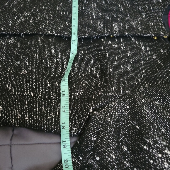 Banana Republic | B&W Collarless Long Tweed Jacket (SIZE S) - Picture 13 of 14